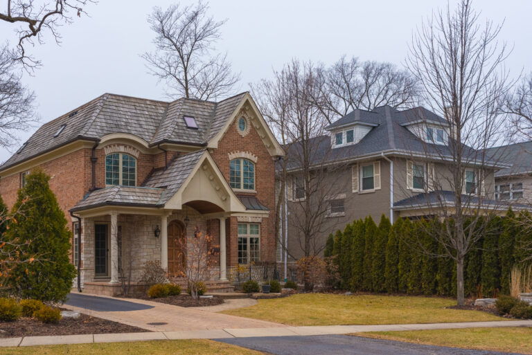 suburban-building-in-a-north-chicago-area-beauti-2026-04-14-01-37-20-utc